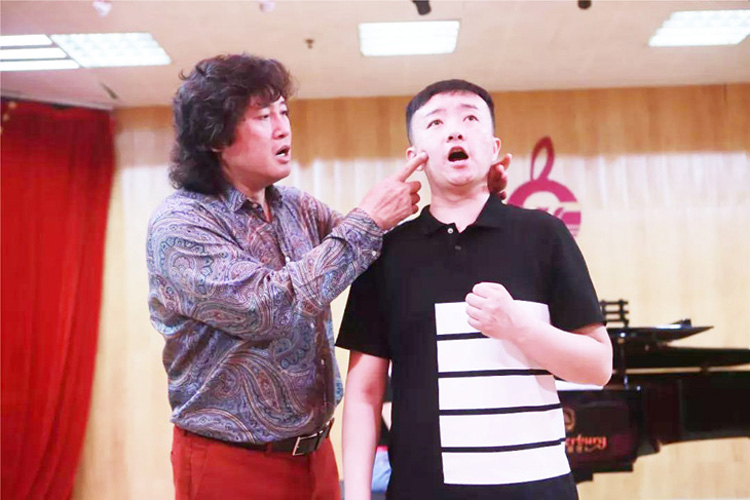 深圳播音主持专业传媒艺术高考培训班