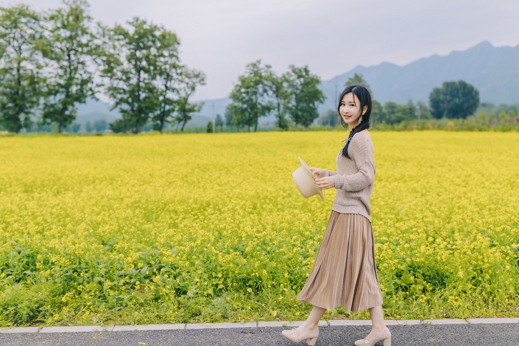 播音主持自备稿件我说了，等你