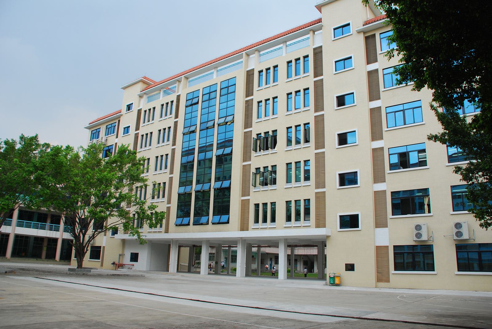 2020年南京大学艺术类（戏剧视影文学）招生简章