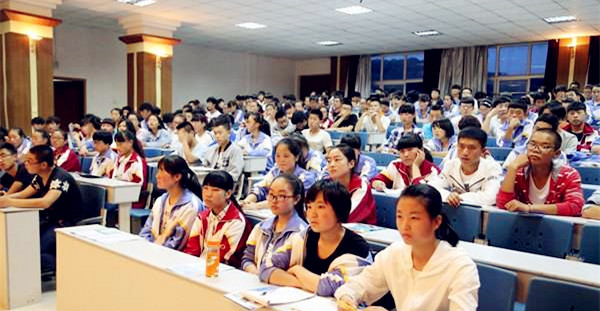 广东传媒艺考专业