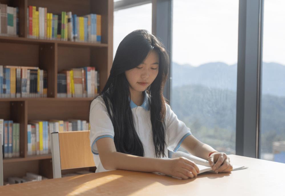 恩施市宣恩清源高级中学2023年复读生招生简章