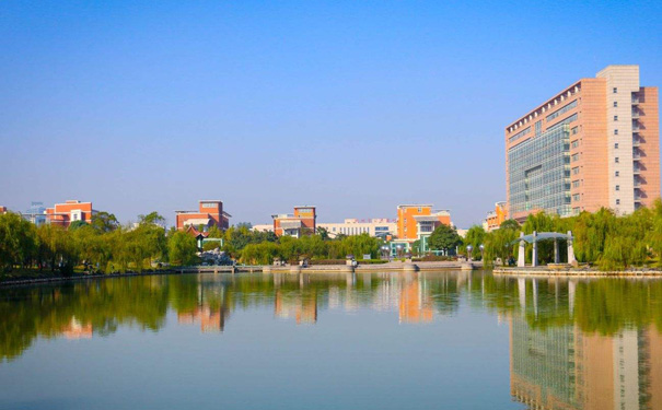 广东传媒培训艺考招生一本大学 广东传媒培训艺考招生一本大学