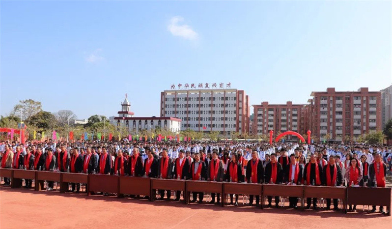 普宁市的公办高中