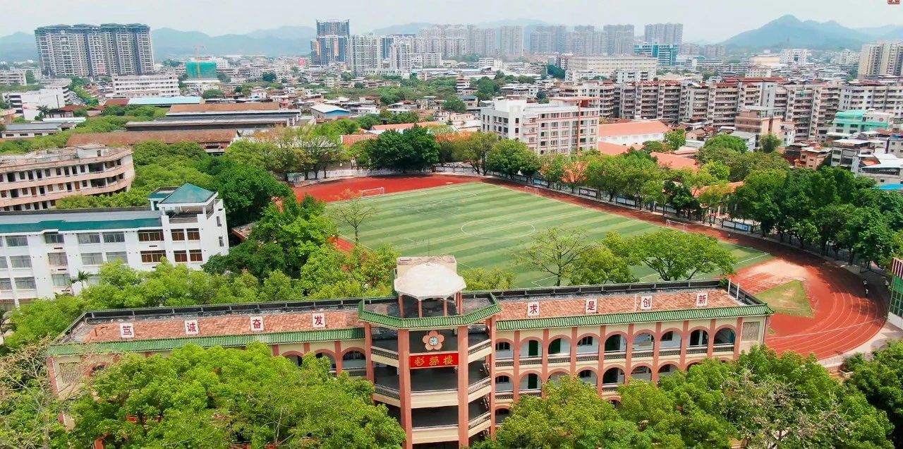 梅州学传媒要花多少钱