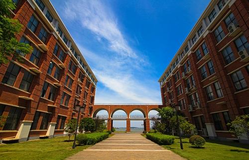 武汉设计工程学院2020年表演、播音与主持艺术、戏剧影视美术设计专业招生简章