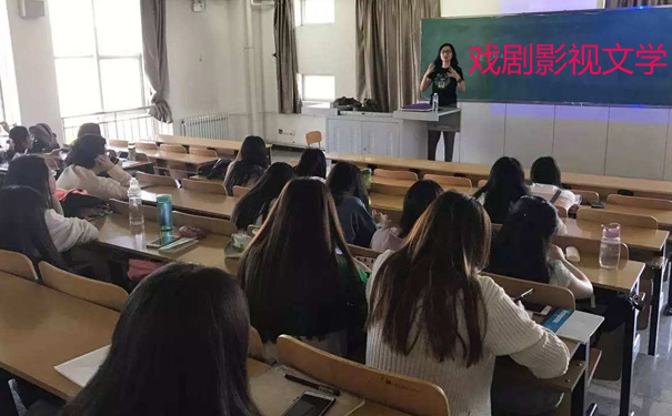 广东读传媒类专业大学要花多少钱？2018年对广东生招生传媒类大学学费一览