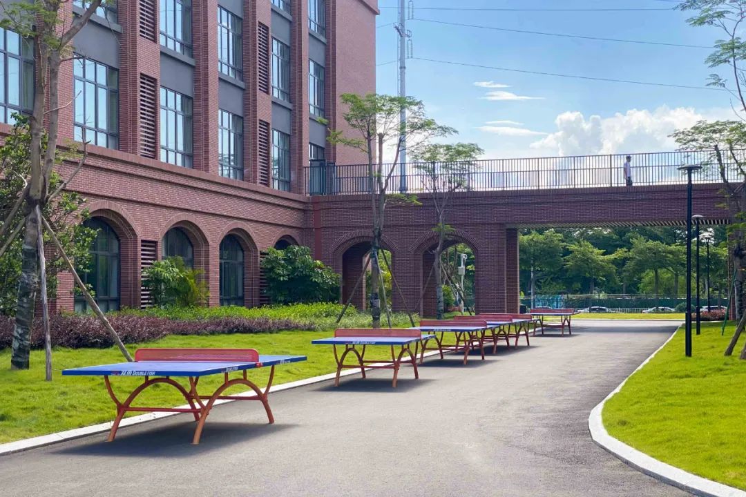 东莞市嘉荣外国语学校校园