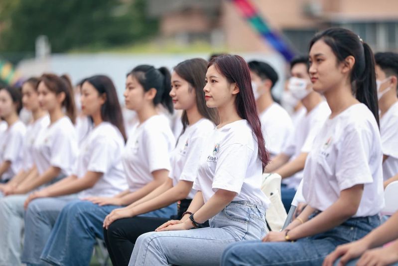 高三学传媒参加高考来得及吗